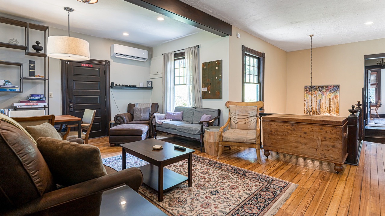 Photo of Bedroom in Marshall