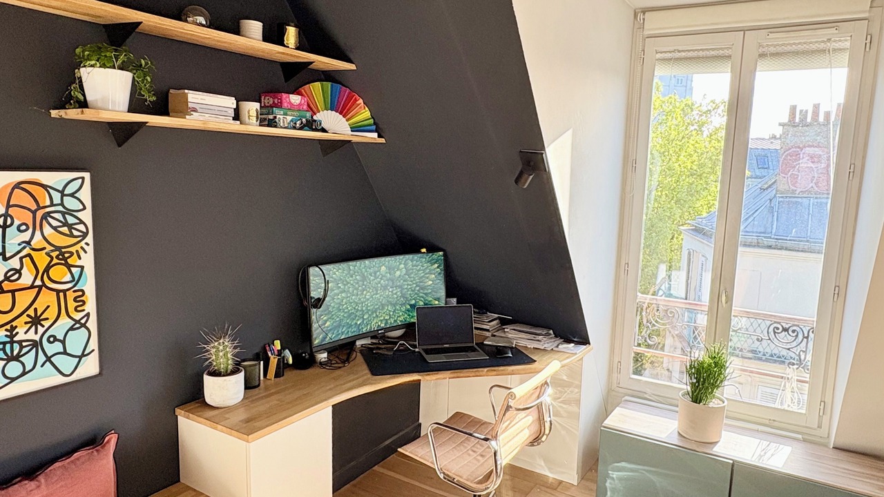 Photo of Livingroom in 10th Arrondissement