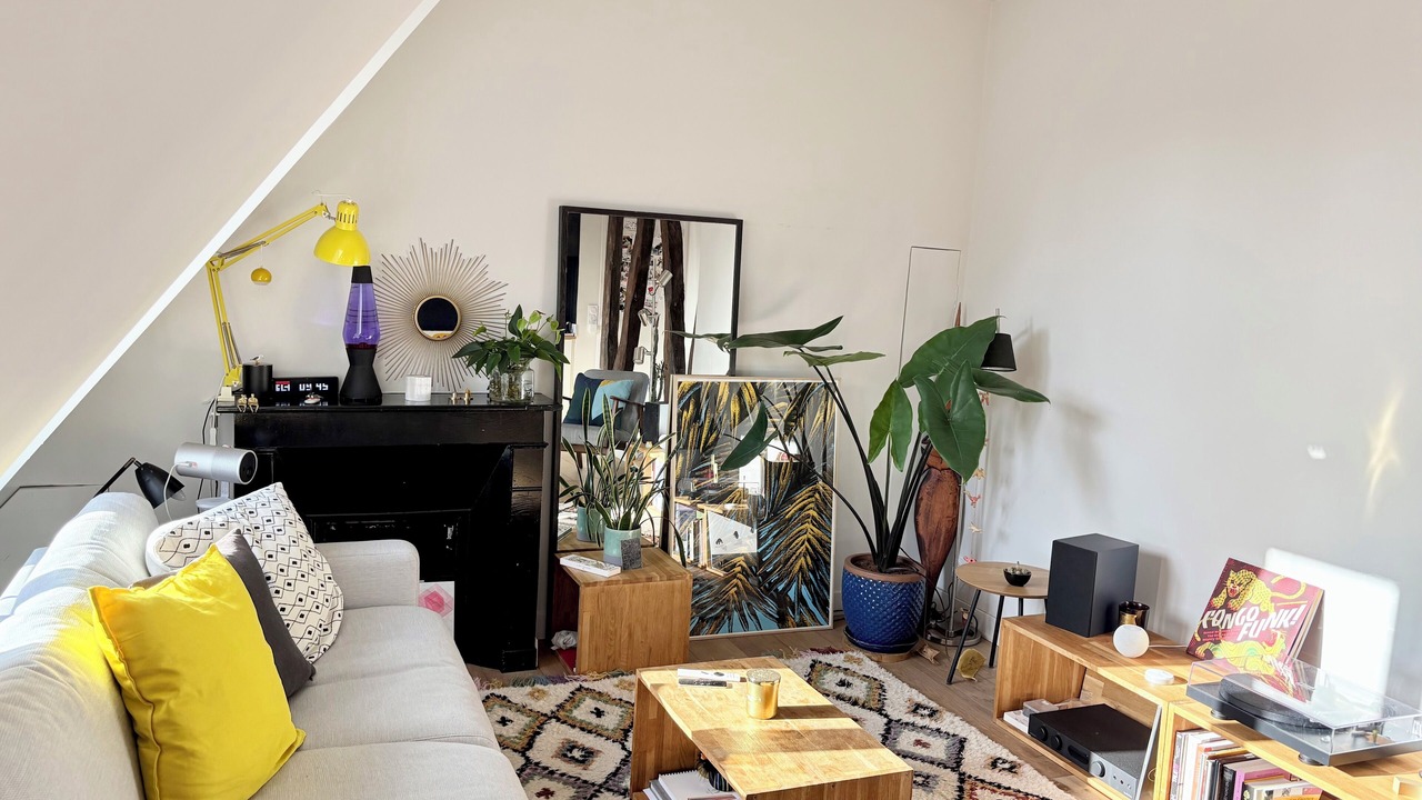 Photo of Livingroom in 10th Arrondissement