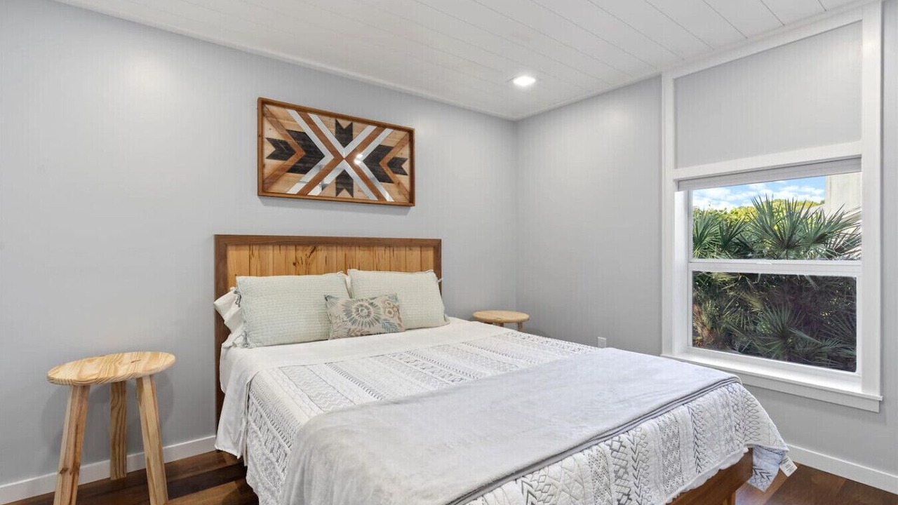 Photo of Bedroom in Palm Beach Country Estates