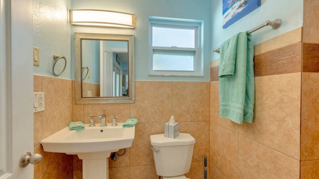 Photo of Bathroom in Largo