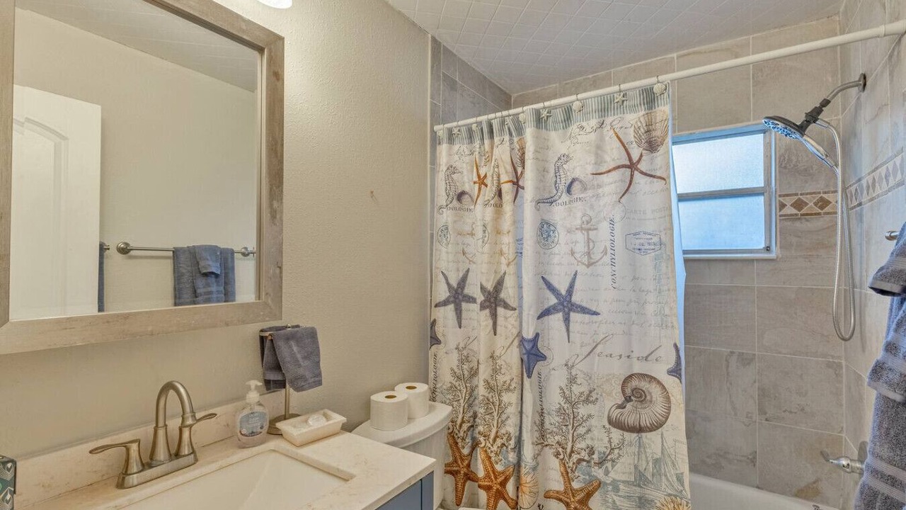 Photo of Bathroom in Gulfport