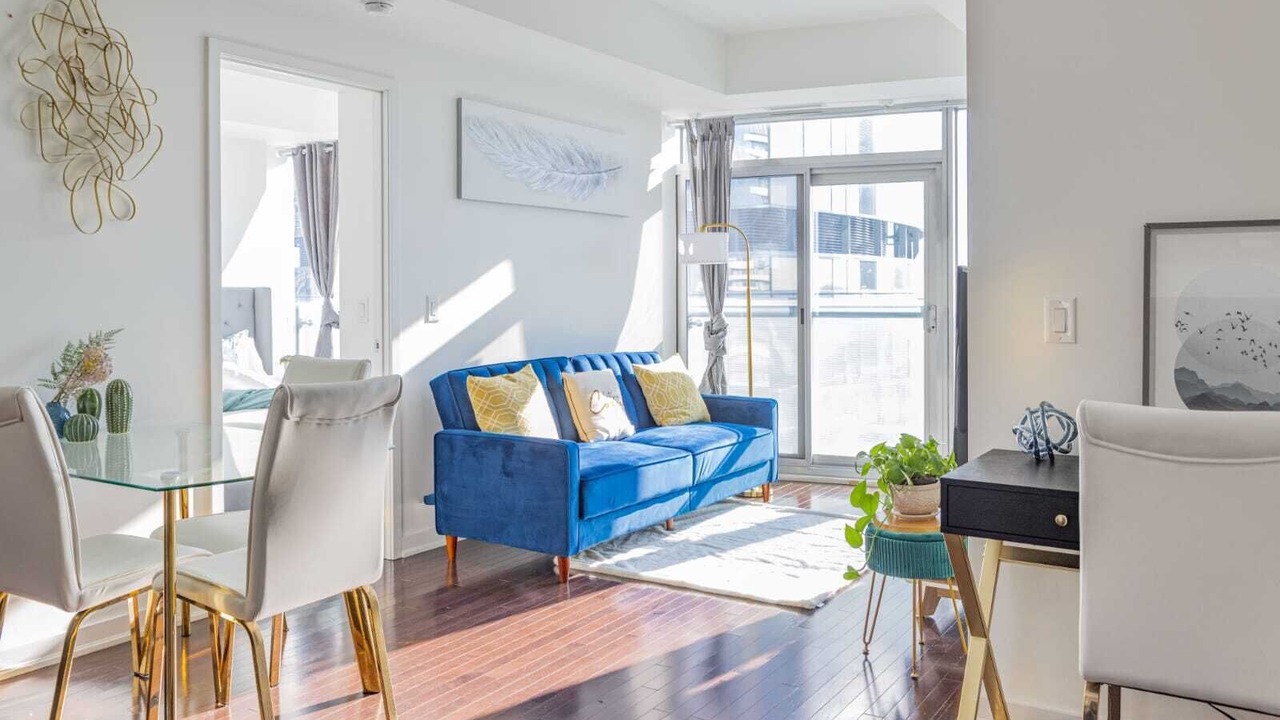 Photo of Livingroom in Toronto Entertainment District