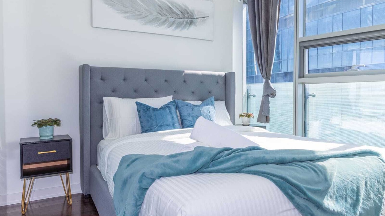 Photo of Bedroom in Toronto Entertainment District