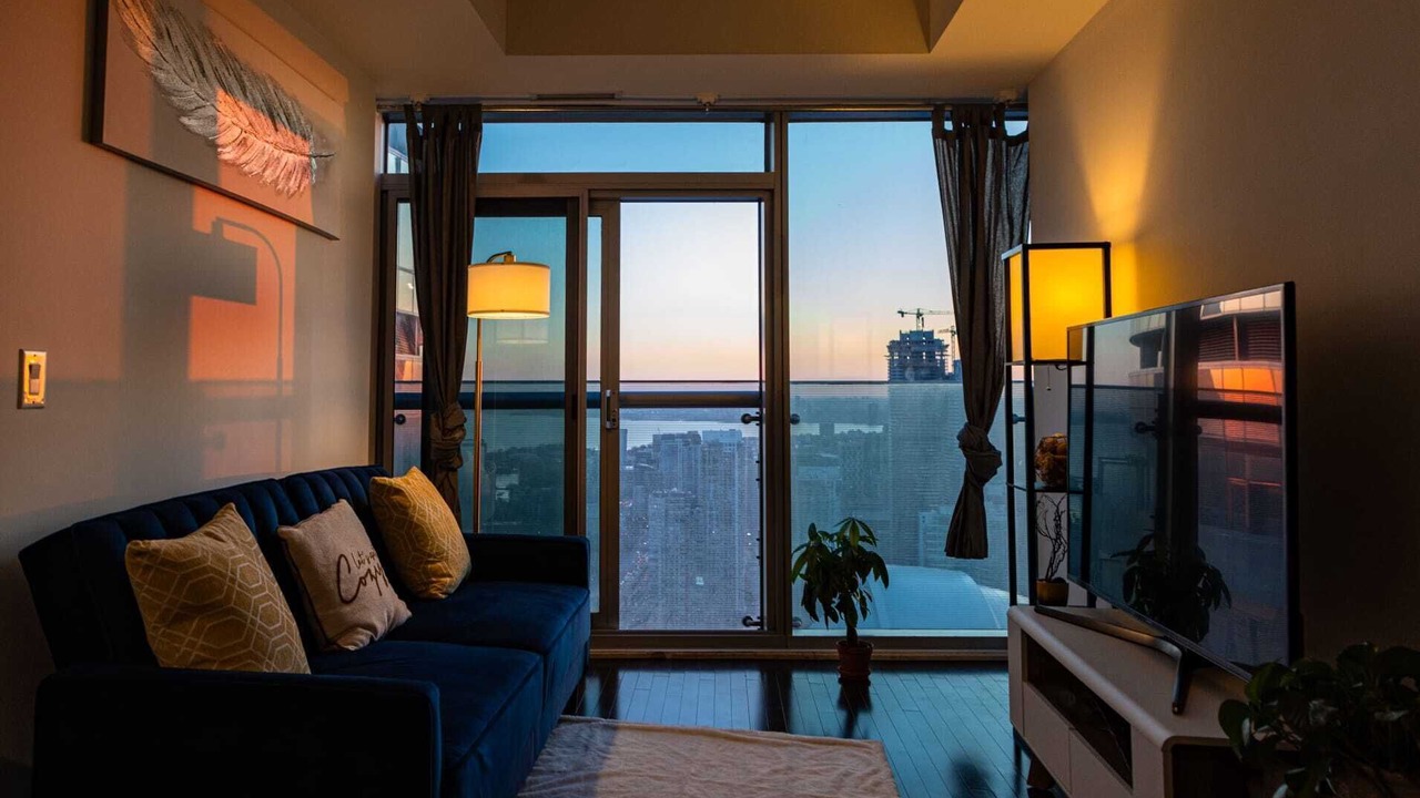 Photo of Livingroom in Toronto Entertainment District