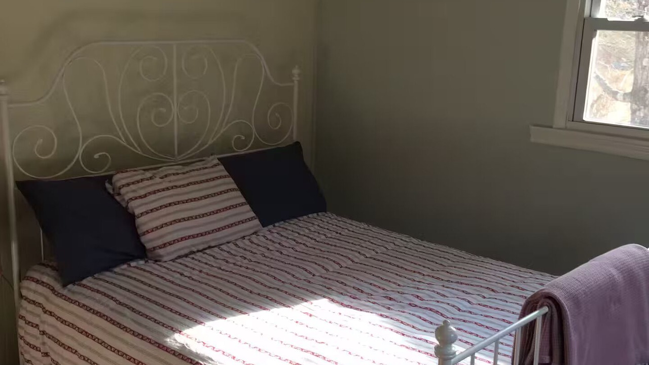 Photo of Bedroom in Lanesville