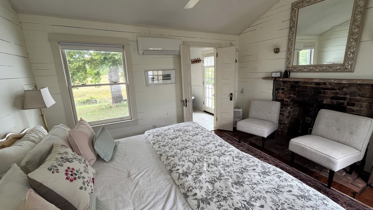 Photo of Bedroom in Batesville