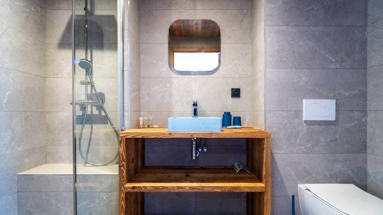 Photo of Bathroom in Les Deux Alpes