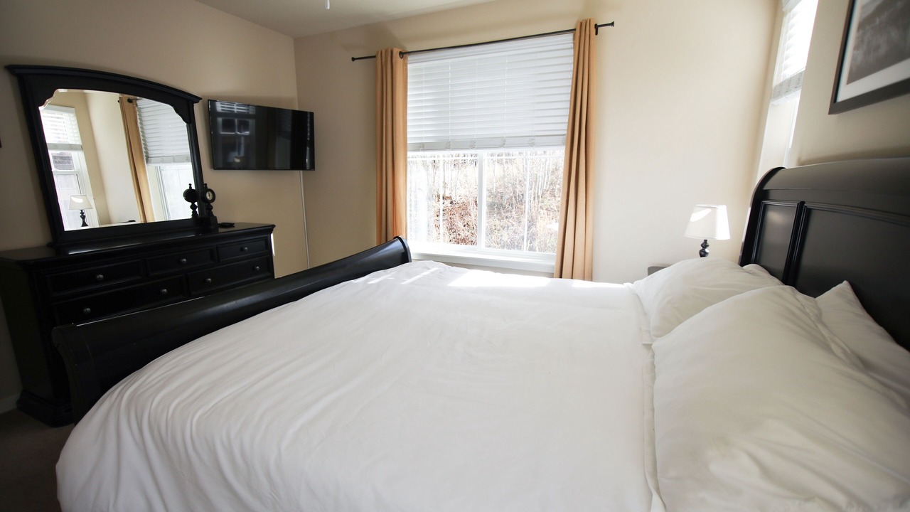 Photo of Bedroom in Silvercreek