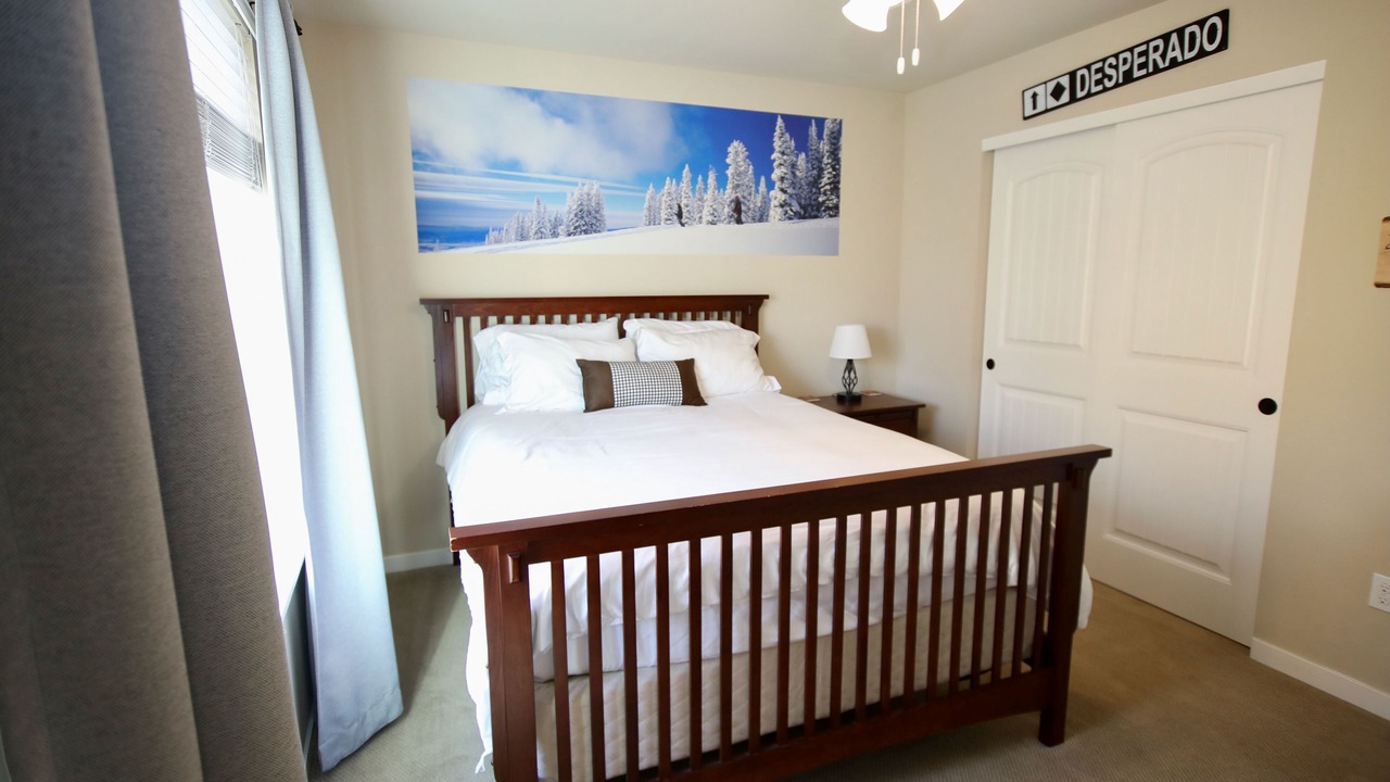 Photo of Bedroom in Silvercreek