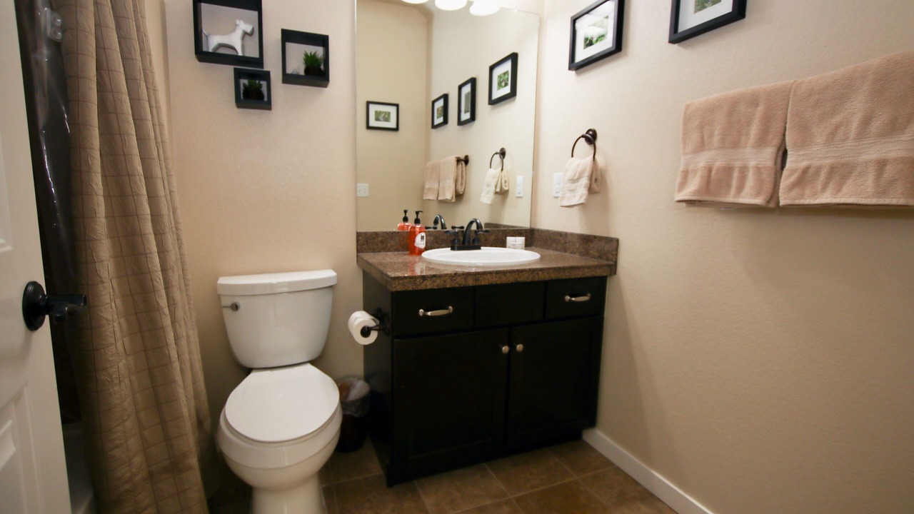 Photo of Bathroom in Silvercreek