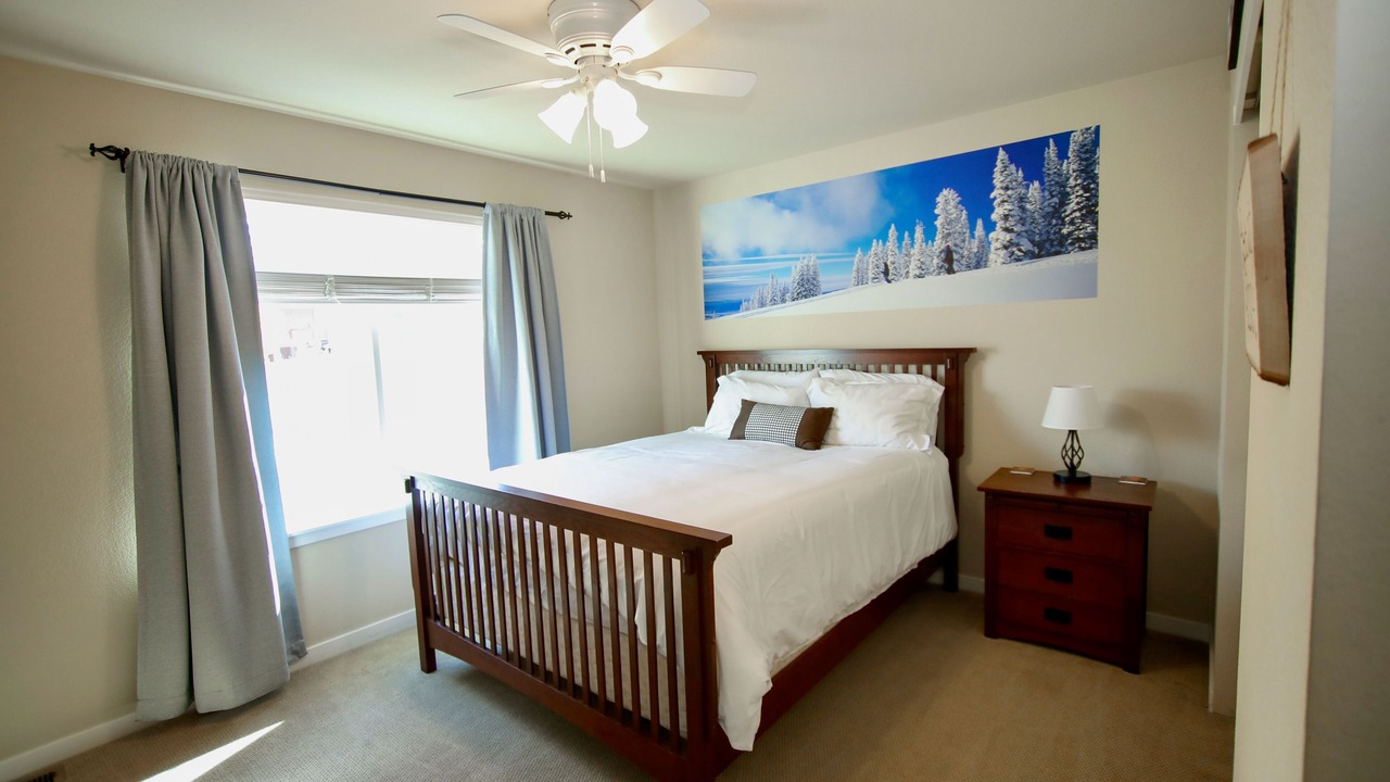 Photo of Bedroom in Silvercreek