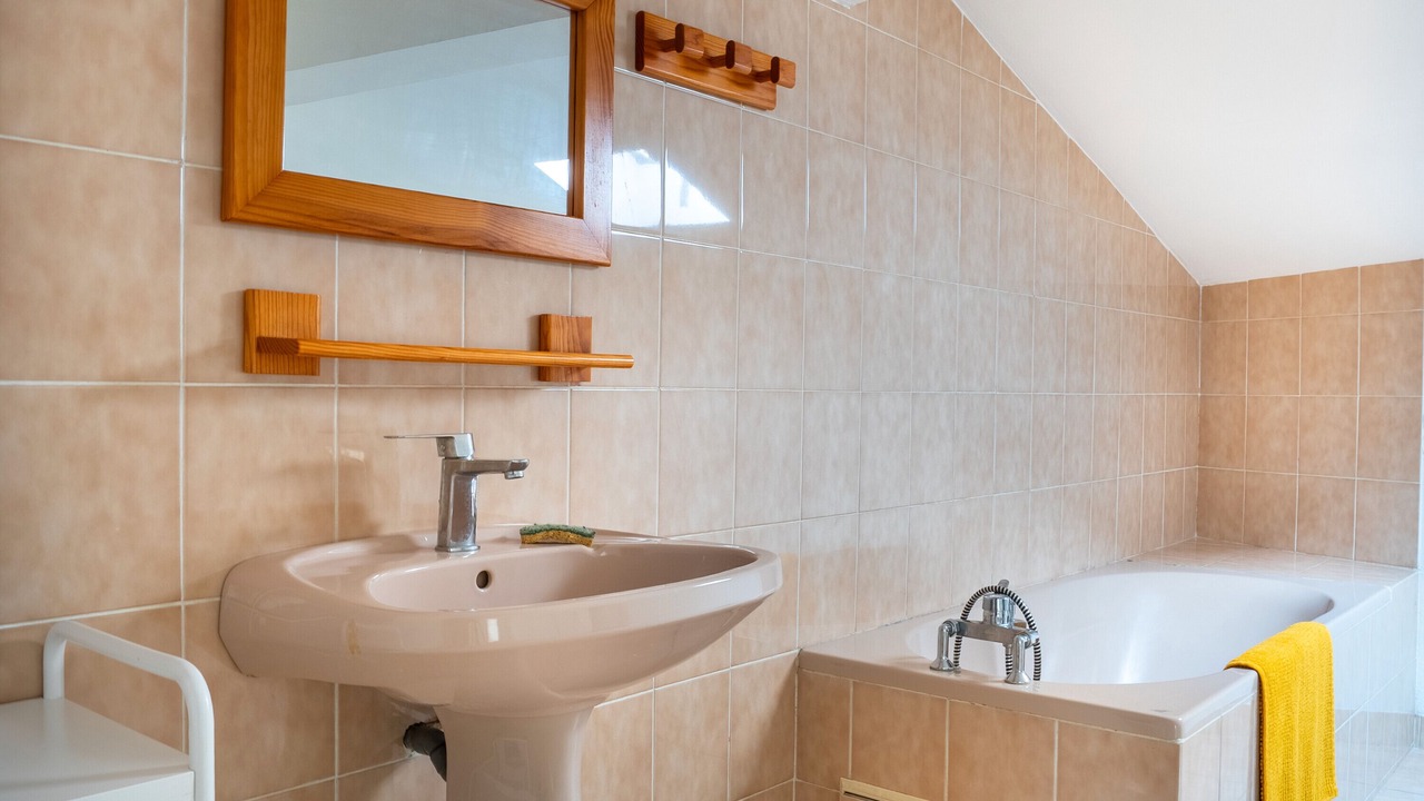 Photo of Bathroom in Laure-Minervois