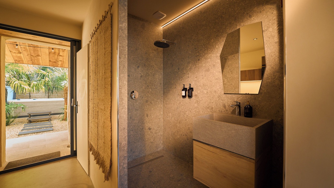 Photo of Bathroom in Cognac