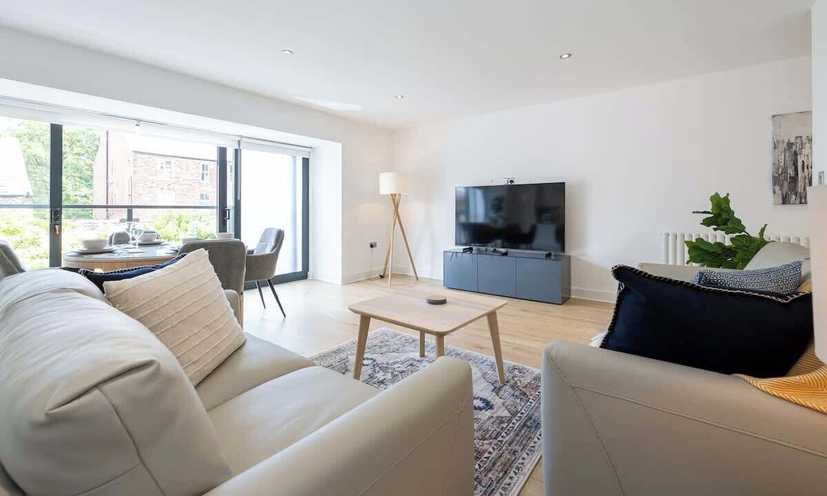 Photo of Livingroom in Cheadle