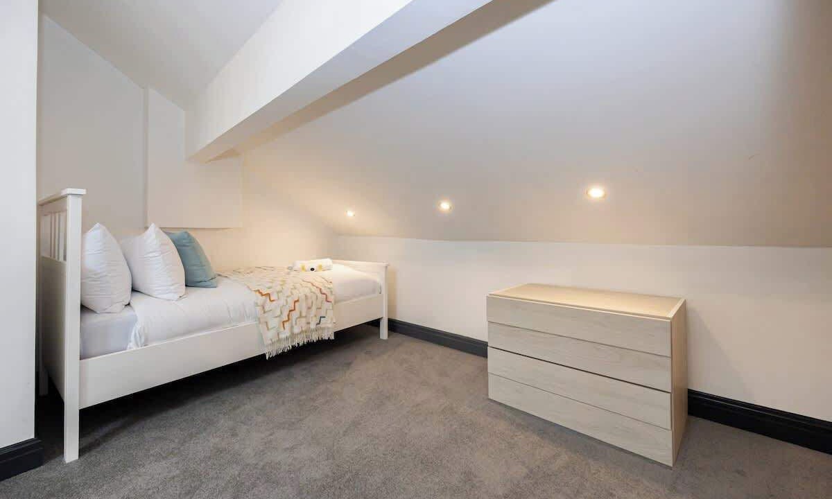 Photo of Bedroom in Didsbury