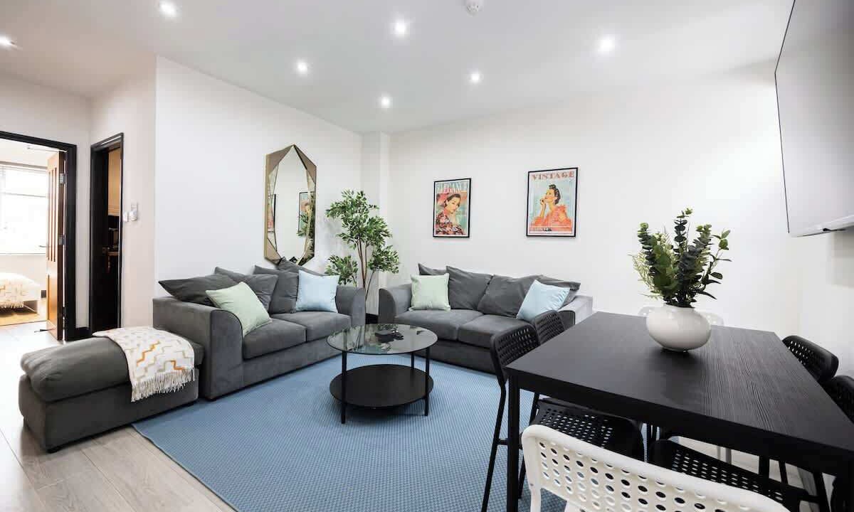 Photo of Others in Didsbury