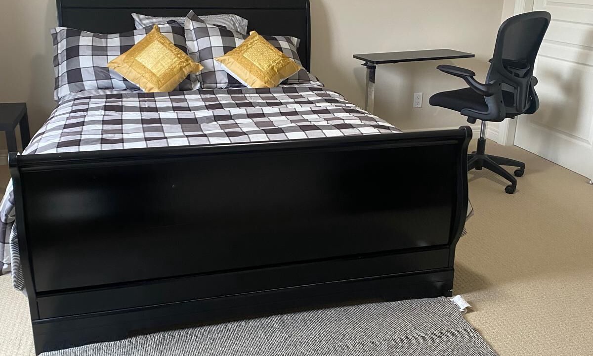Photo of Bedroom in Thorold