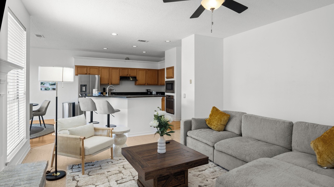 Photo of Livingroom in Carrollton
