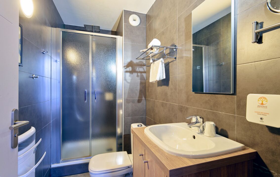 Photo of Bathroom in Contades
