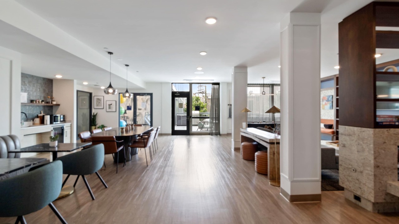 Photo of Others in Palmer Square