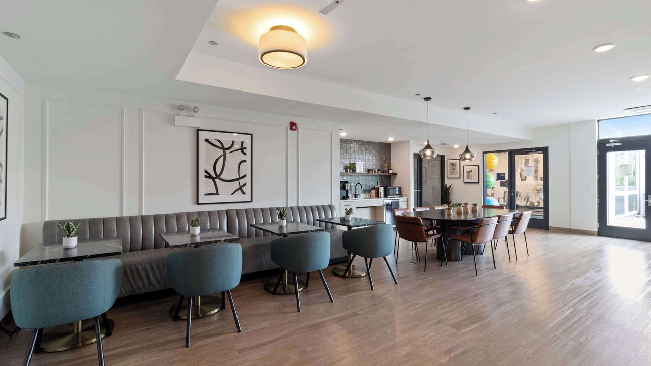 Photo of Others in Palmer Square