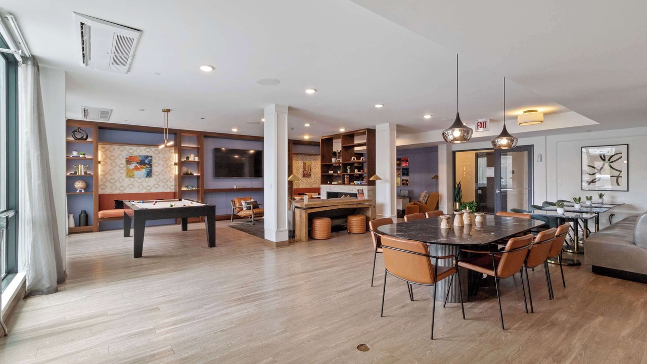 Photo of Others in Palmer Square