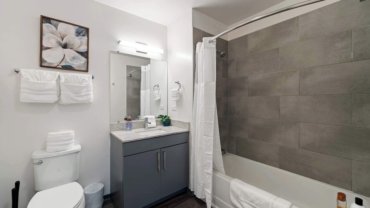 Photo of Bathroom in Palmer Square