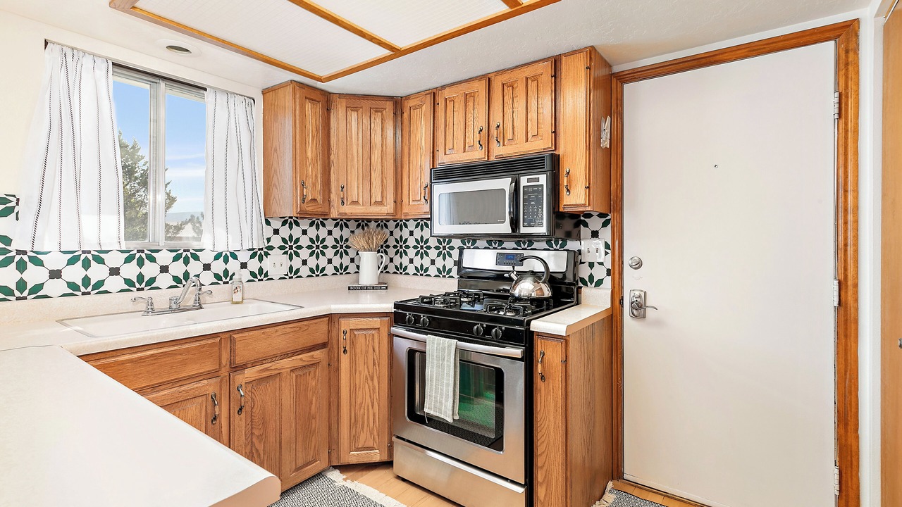 Photo of Kitchen in Midway