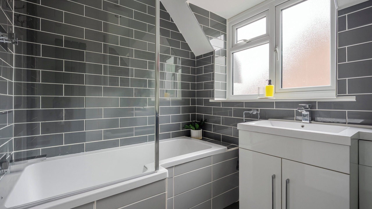 Photo of Others in Ashbocking