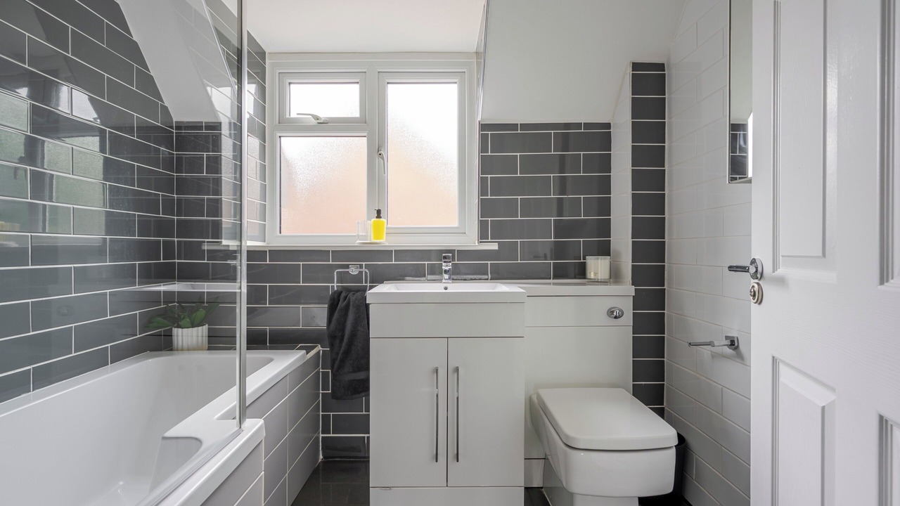 Photo of Others in Ashbocking