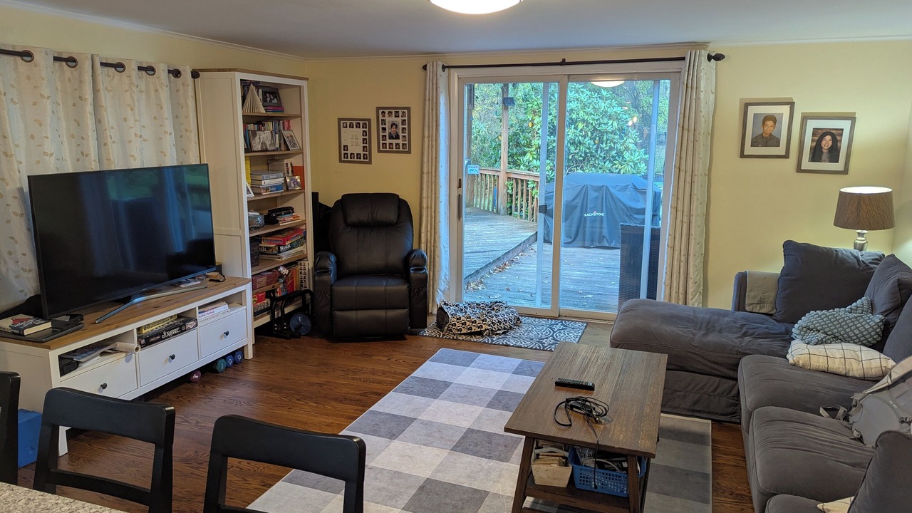 Photo of Livingroom in Northeast Ithaca