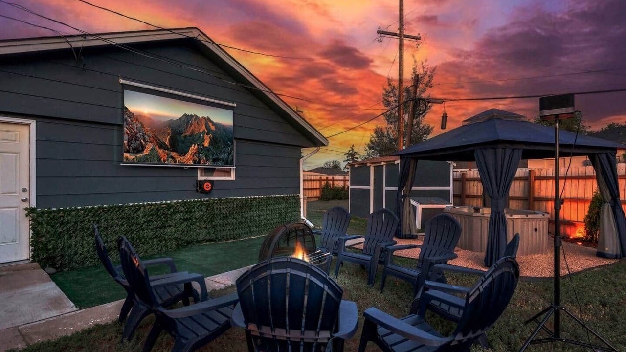 Photo of Outdoor in Thornton