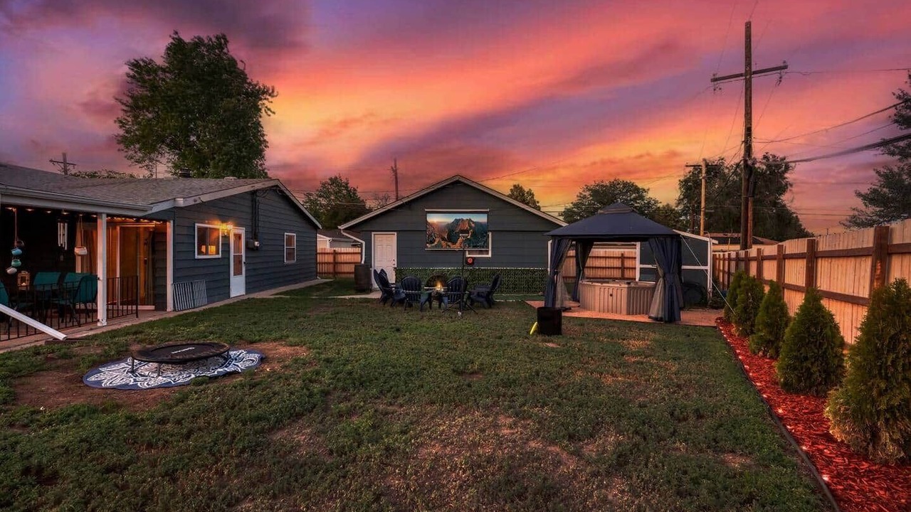 Photo of Outdoor in Thornton