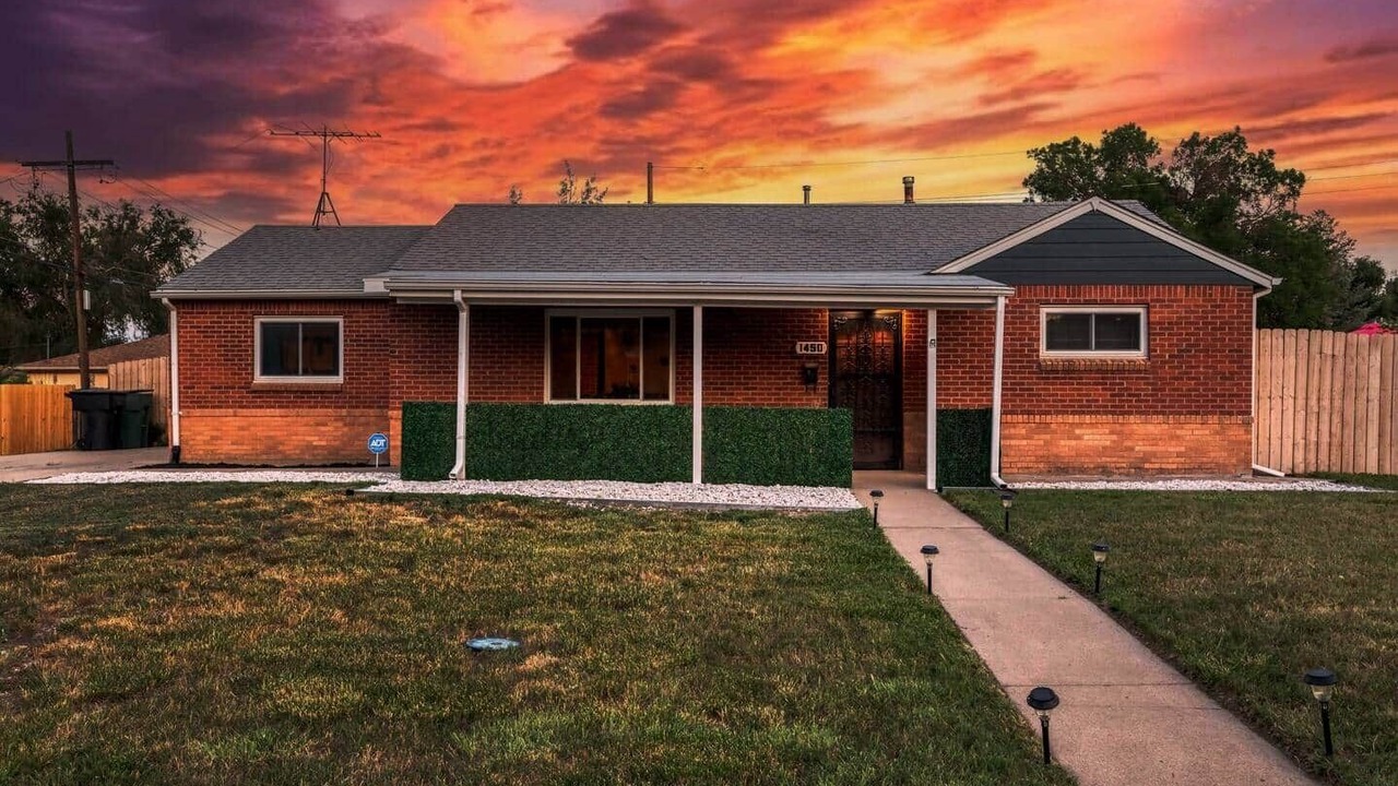 Photo of Outdoor in Thornton