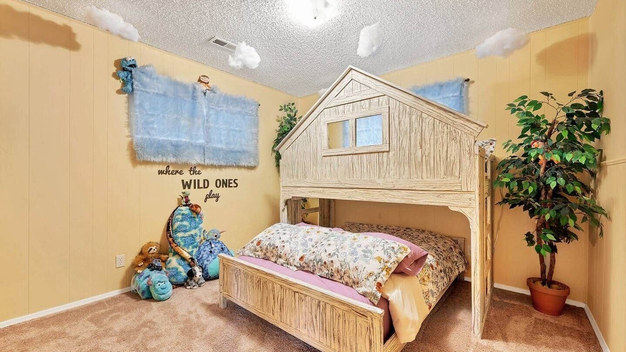 Photo of Bedroom in Thornton