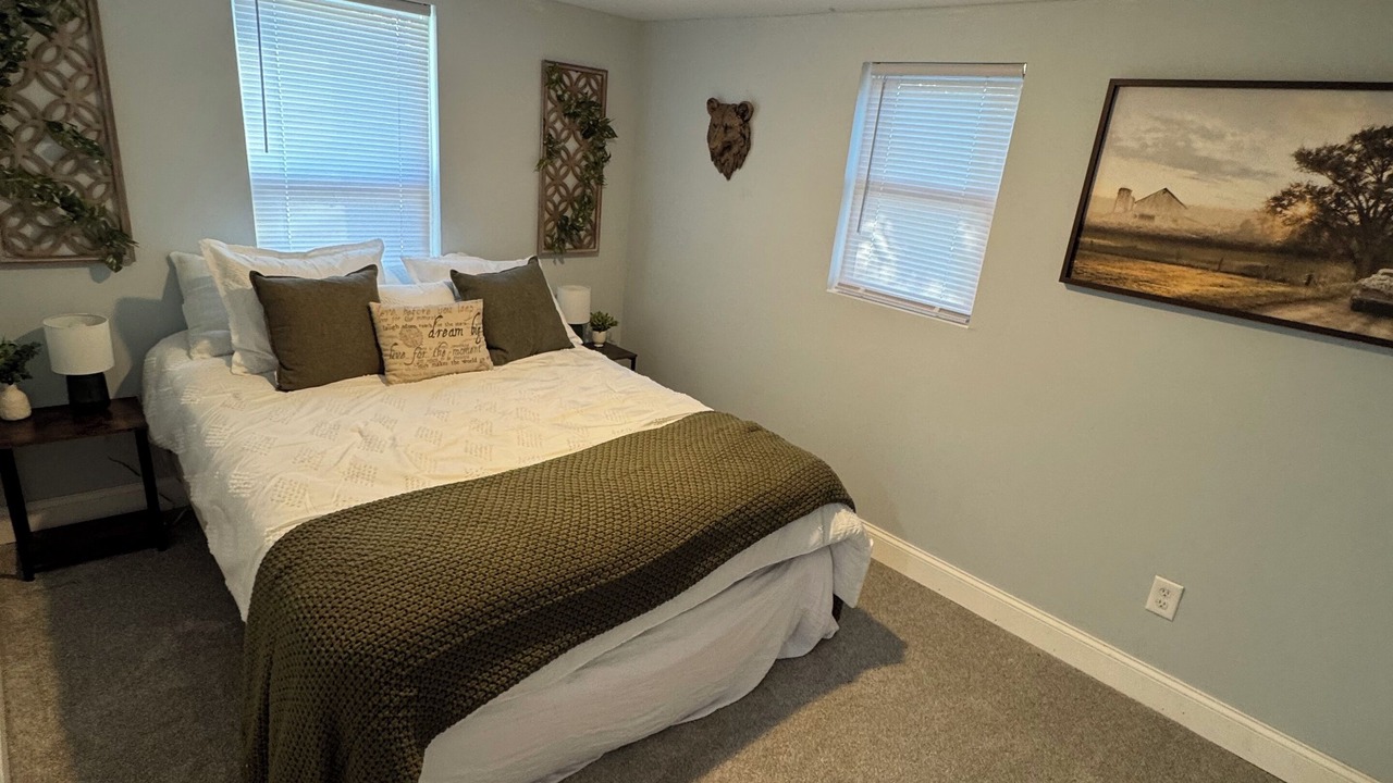 Photo of Bedroom in Salem