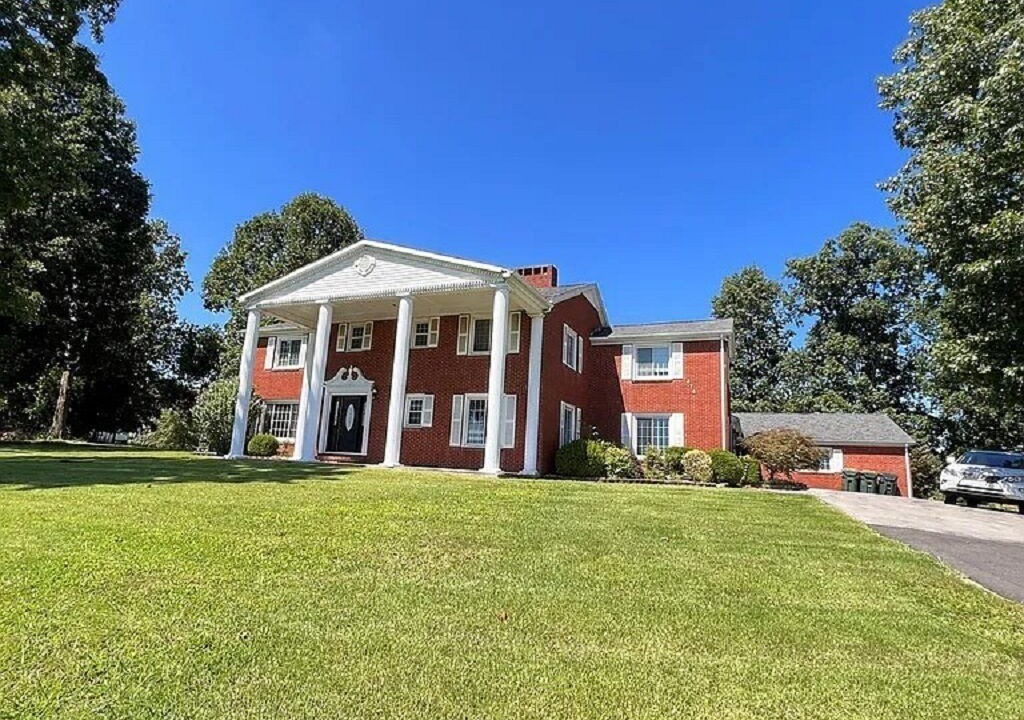 Photo of Outdoor in Madisonville