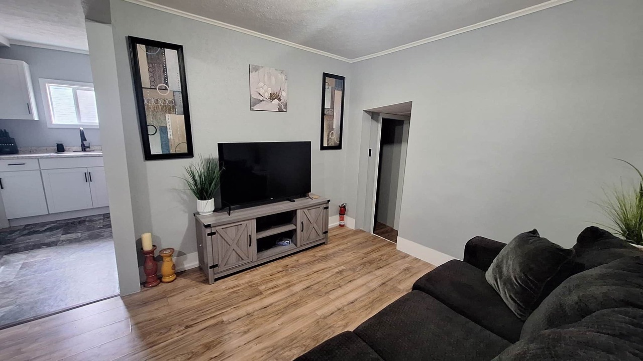 Photo of Livingroom in Oswego