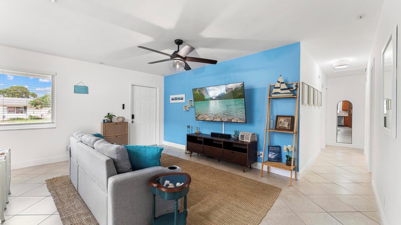 Photo of Livingroom in Jupiter