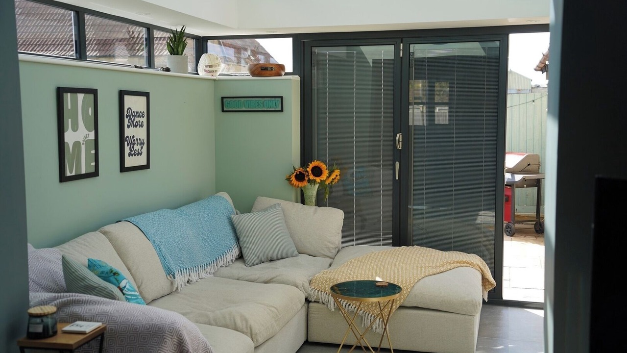 Photo of Livingroom in Atworth