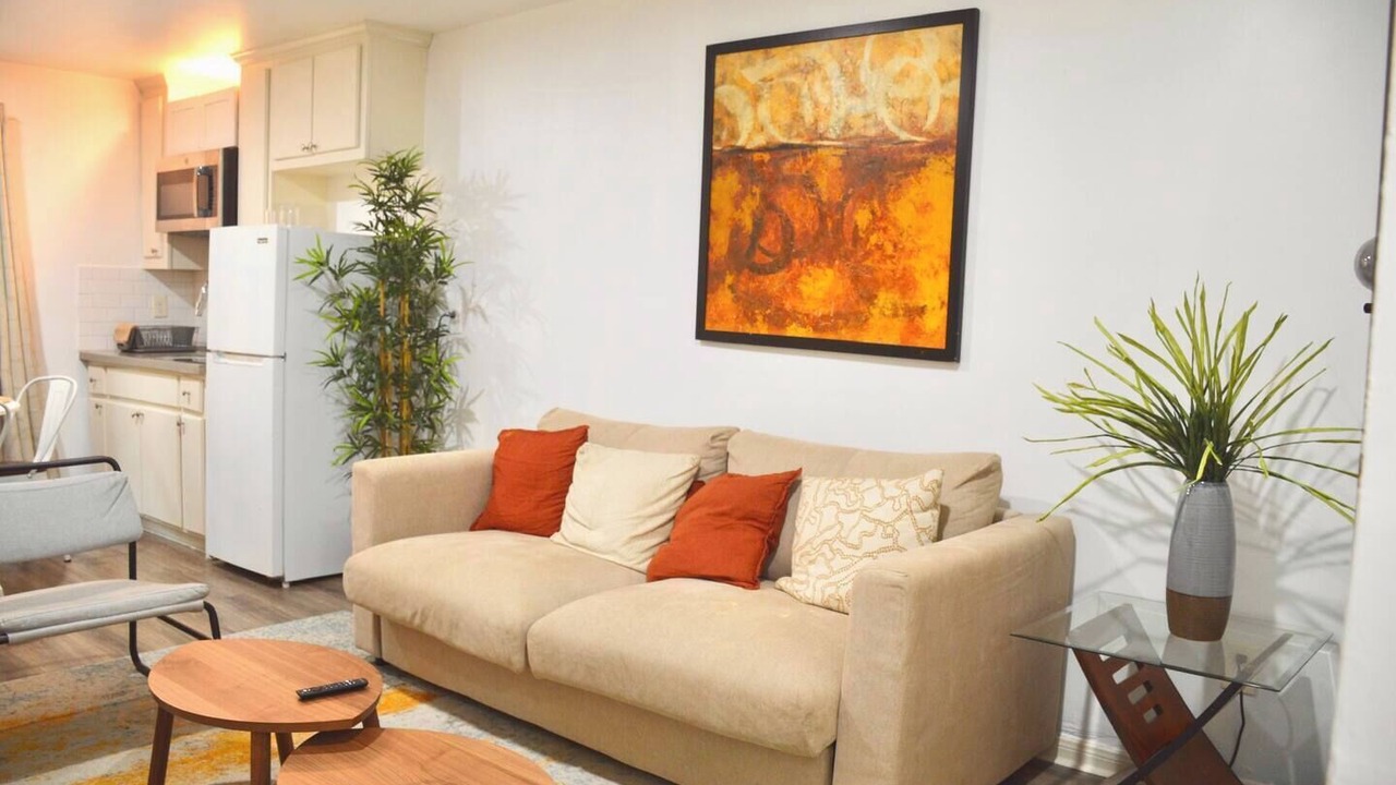 Photo of Livingroom in Braeswood Place