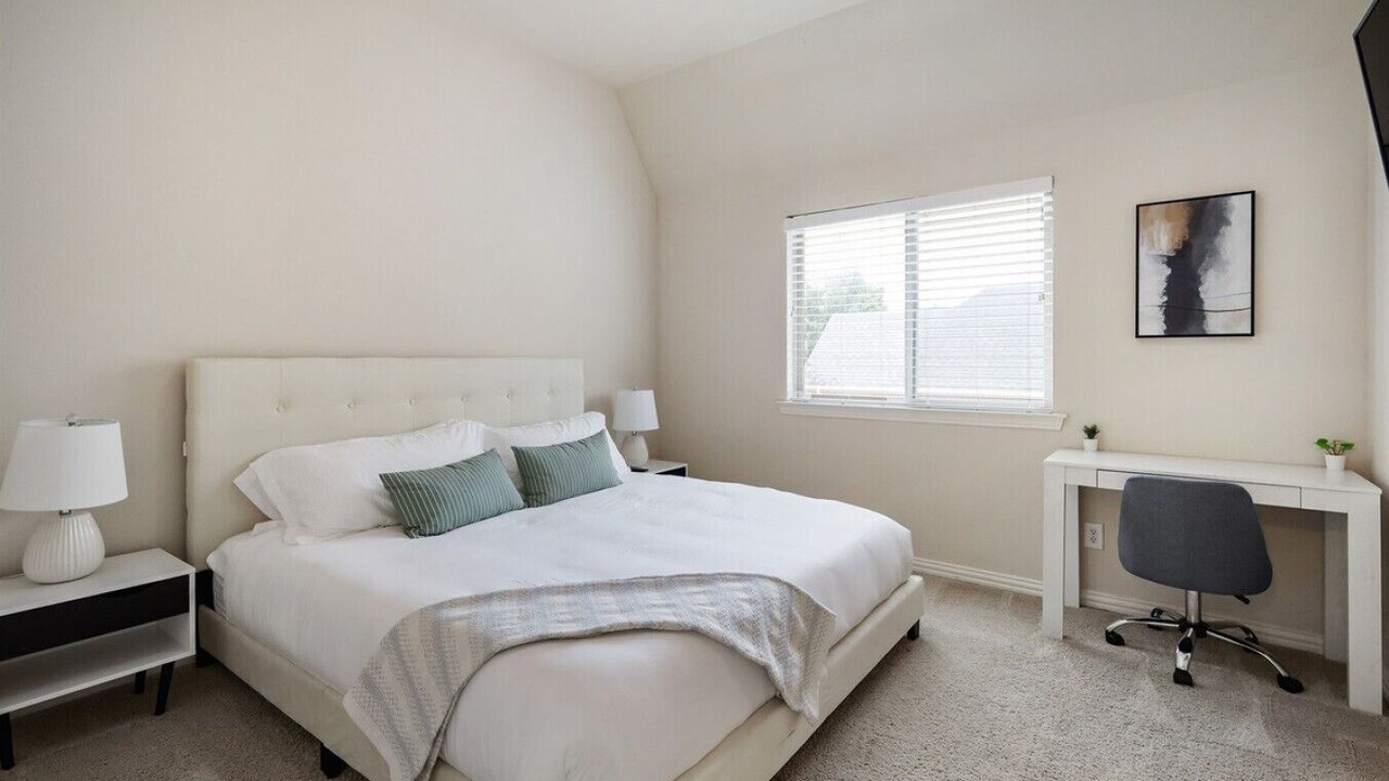 Photo of Bedroom in Frisco