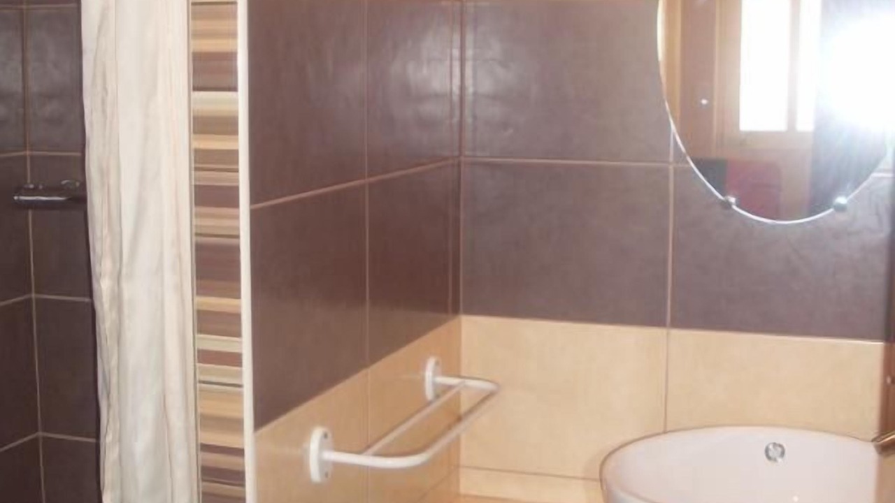 Photo of Bathroom in Polisot