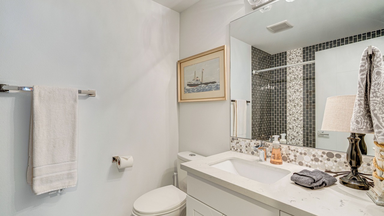 Photo of Bathroom in Silver Lake