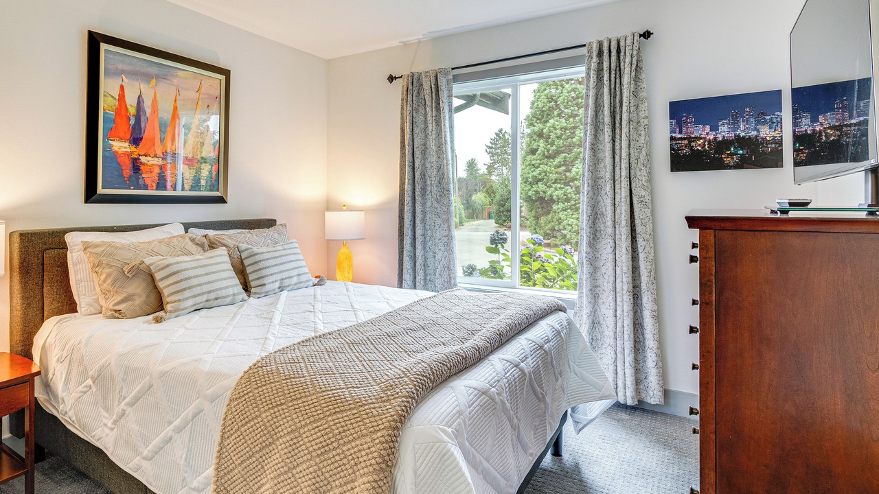 Photo of Bedroom in Silver Lake