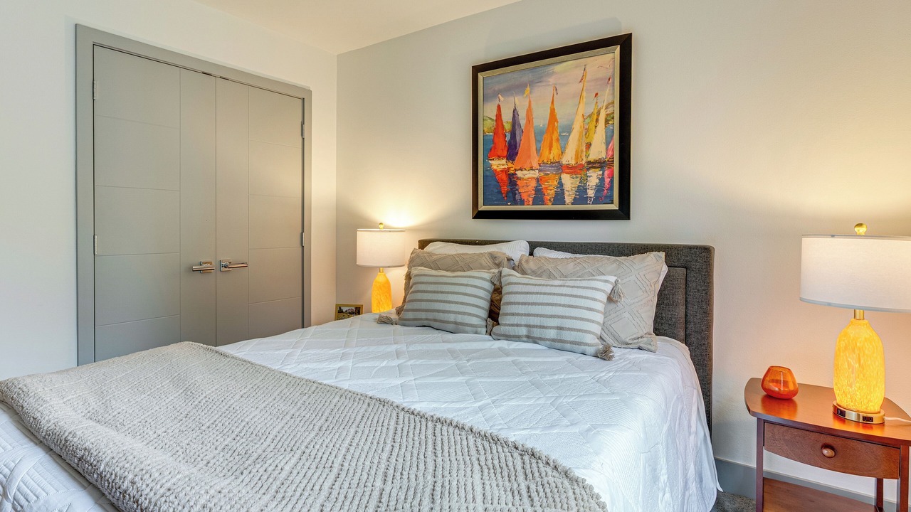 Photo of Others in Silver Lake