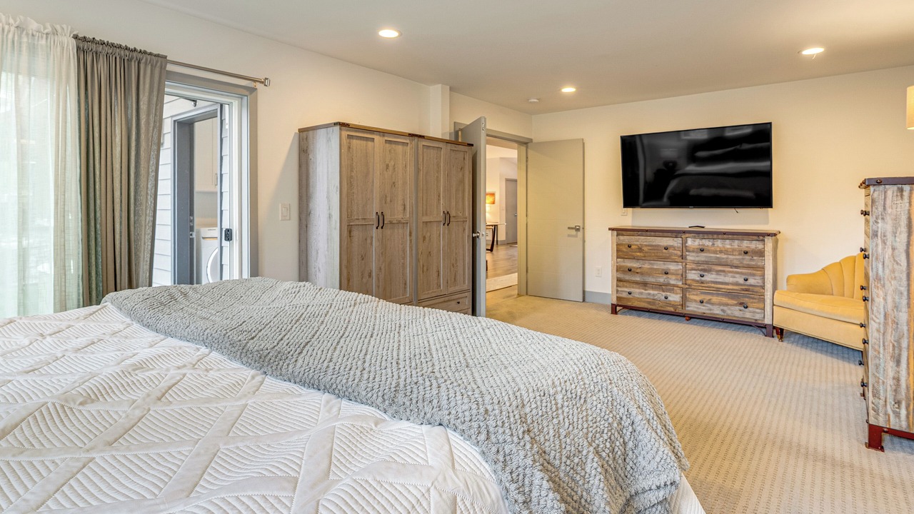 Photo of Bedroom in Silver Lake