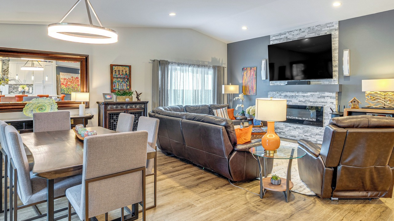 Photo of Livingroom in Silver Lake