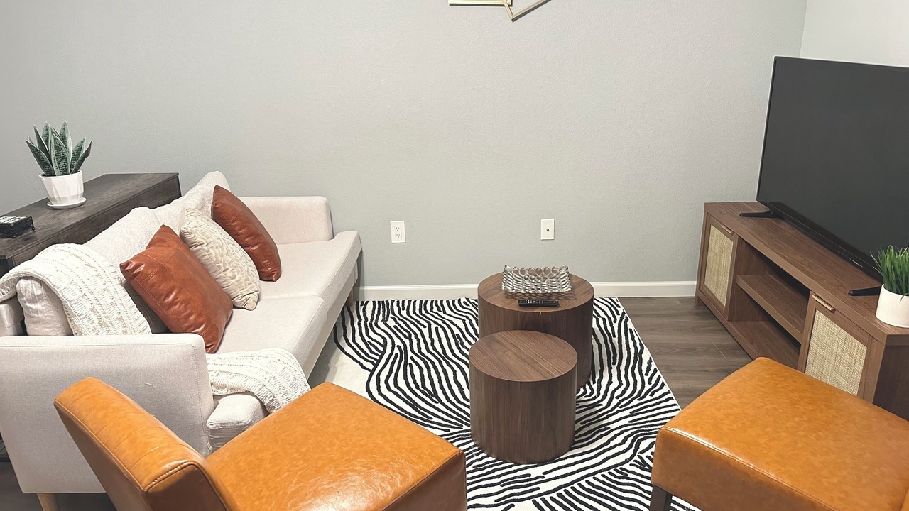 Photo of Livingroom in Southeastern Sacramento